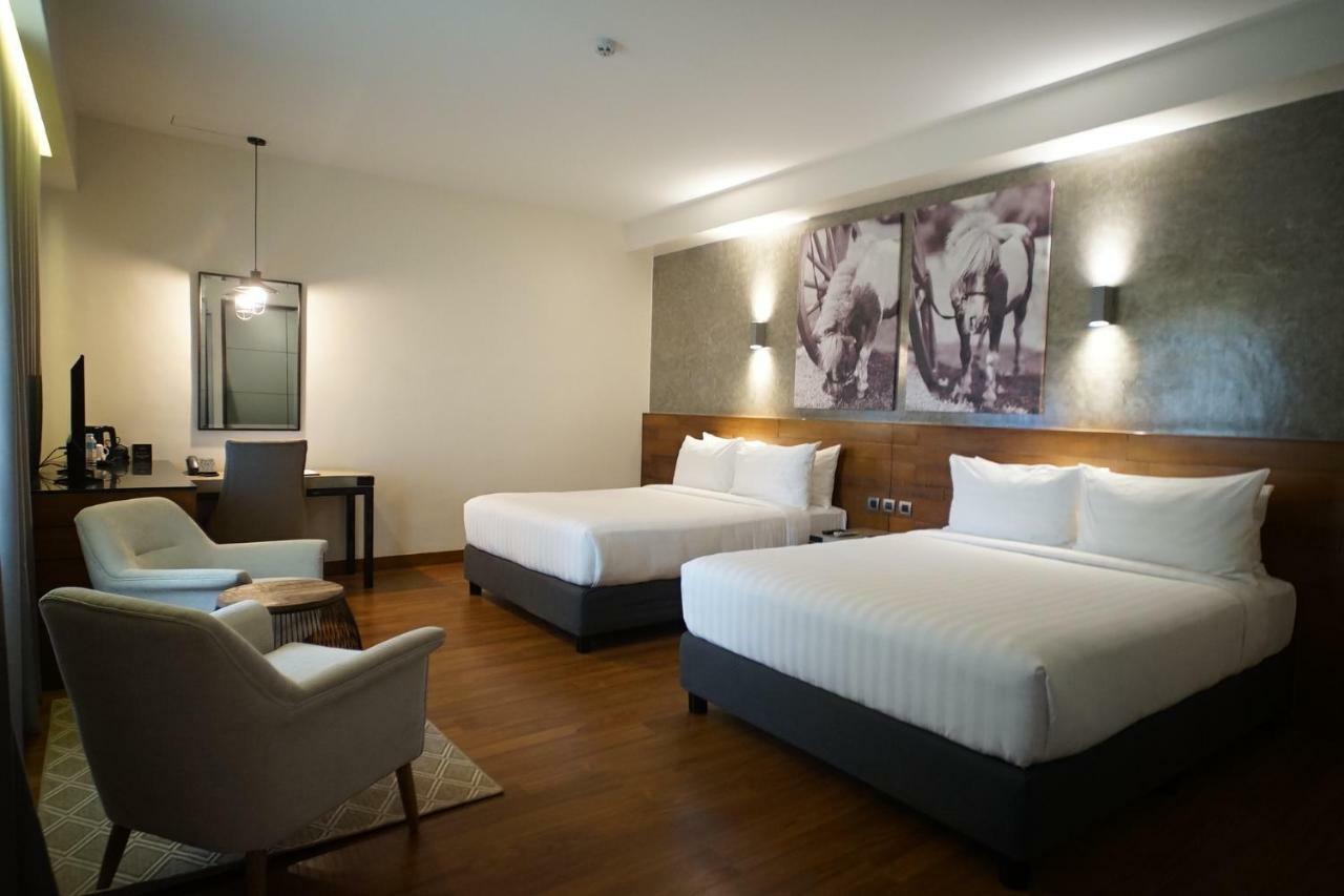 Double M Hotel Valencia  Екстериор снимка